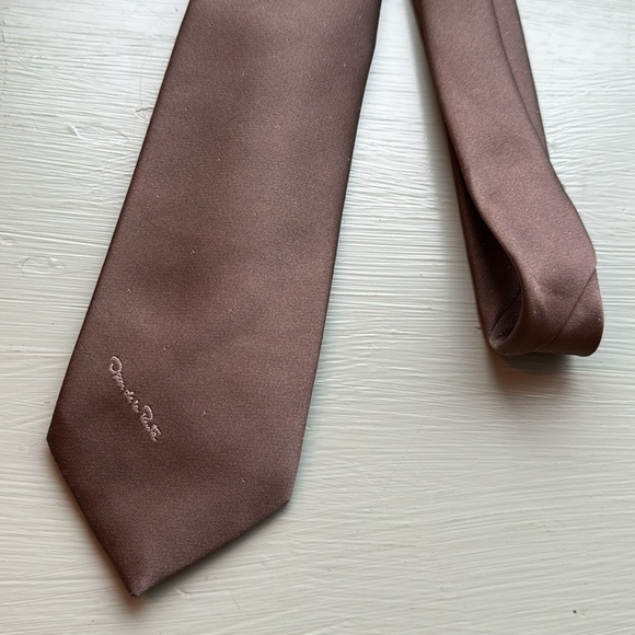 OSCAR DE LA RENTA DESIGNER TIE (OS) - Picture 2 of 6